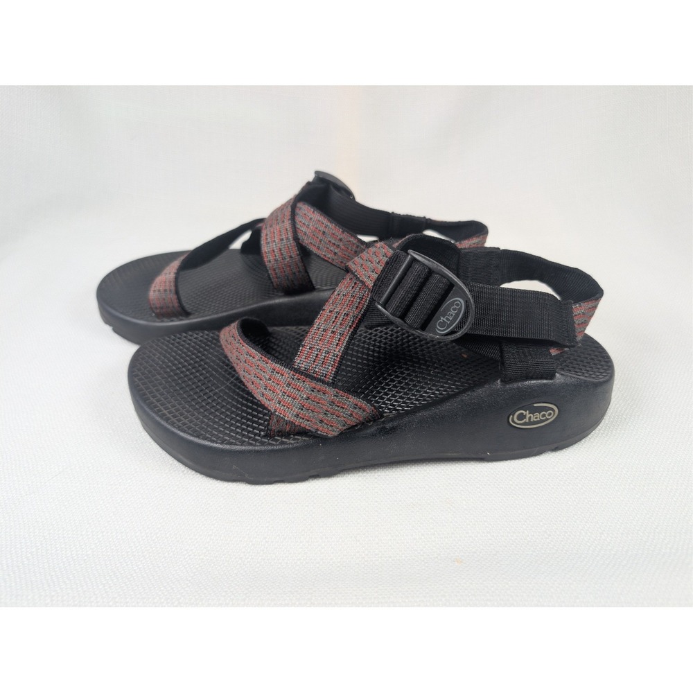 Chaco Z1 Classic Mens 8 Vibram Hiking Sandals Red Grey Geometric Straps Gorpcore